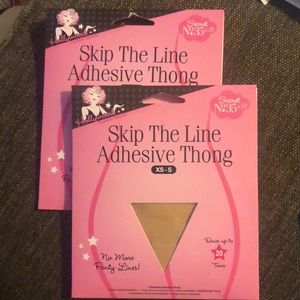 Hollywood Adhesive Thong x 2